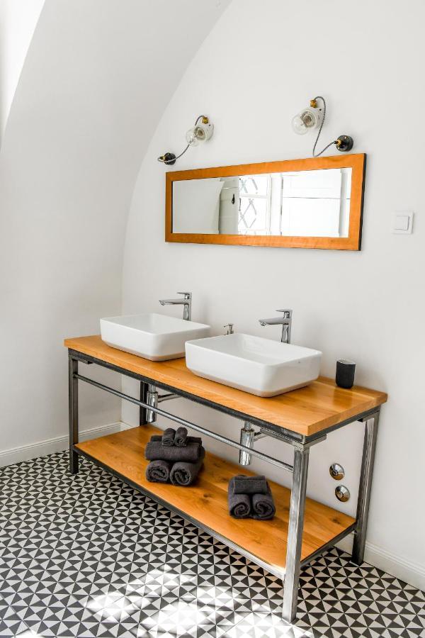 Beautiful 2Bed Apartment In The Centre Of Varazdin Ngoại thất bức ảnh